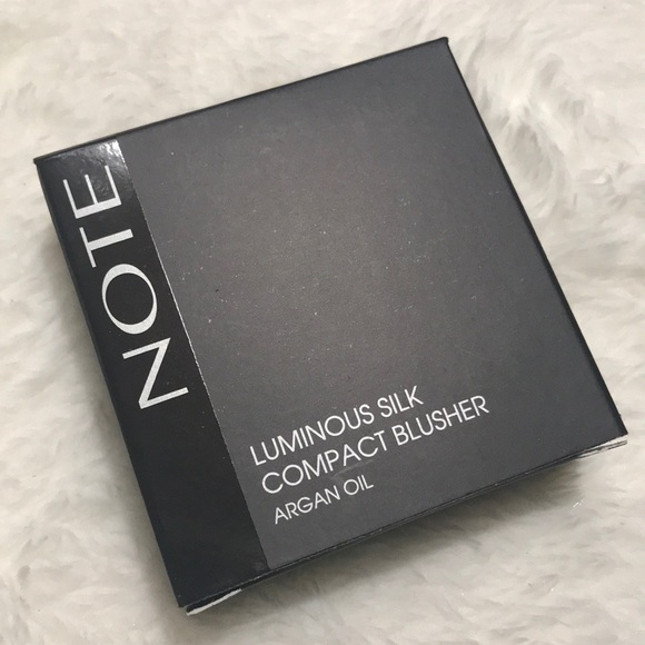 Note Luminous Silk Blush - Picture 3 of 6